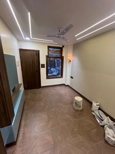 Bedroom Image of 360 Sq.ft 1 BHK Builder Floor for rent in Shalimar Bagh New Delhi for Rs. 16000