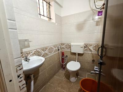 Bathroom Image of 550 Sq.ft 1 BHK Apartment / Flat for rent in Brookefield Bengaluru for Rs. 17000