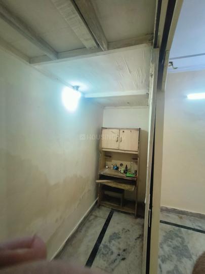 Block D, Sudarshan Park Main Image 1