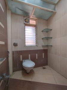 Bathroom Image of 2401 Sq.ft 4 BHK Apartment / Flat for sale in Wanwadi Pune for Rs. 24000000