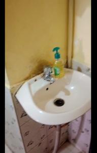 Bathroom Image of 1000 Sq.ft 2 BHK Apartment / Flat for sale in Kalyan West Kalyan for Rs. 6200000