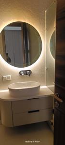 Bathroom Image of 2000 Sq.ft 3 BHK Builder Floor for sale in Safdarjung Enclave New Delhi for Rs. 56500000