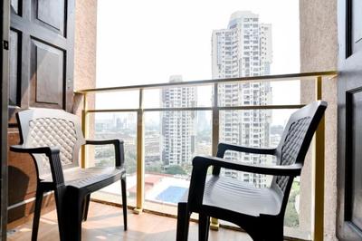 Hall Image of 715 Sq.ft 1 BHK Apartment / Flat for rent in Neumec Elegance, Lower Parel Mumbai for Rs. 100000