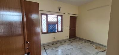 Bedroom Image of 1100 Sq.ft 2 BHK Builder Floor for rent in Sector 14 Gurgaon for Rs. 35000