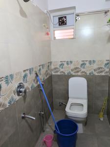 Common Bathroom Image of 1200 Sq.ft 2 BHK Apartment / Flat for sale in Nayans Nature Springs, Kukatpally Hyderabad for Rs. 10000000