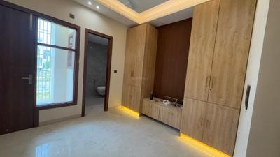 Bedroom Image of 1400 Sq.ft 3 BHK Builder Floor for rent in BPTP District 5, Sector 84 Faridabad for Rs. 25000