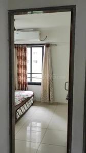 Bedroom Image of 700 Sq.ft 2 BHK Apartment / Flat for rent in Orchid Blues, Shela Ahmedabad for Rs. 35000
