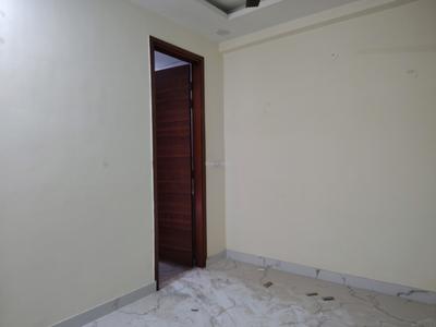 Bedroom Image of 1000 Sq.ft 3 BHK Apartment / Flat for sale in Khanpur New Delhi for Rs. 6000000