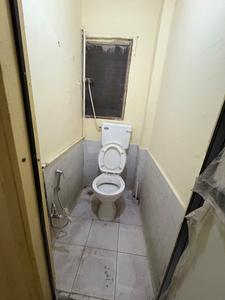 Bathroom Image of 1000 Sq.ft 1 BHK Apartment / Flat for rent in Kopar Khairane Navi Mumbai for Rs. 25000