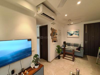 Hall Image of 650 Sq.ft 1 BHK Apartment / Flat for sale in Hiranandani Regent Hill A B C D And E Wing, Powai Mumbai for Rs. 17400000