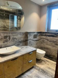 Bathroom Image of 9200 Sq.ft 9 BHK Independent House for sale in DLF Phase 1 Gurgaon for Rs. 600000000
