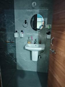 Bathroom Image of 2000 Sq.ft 3 BHK Apartment / Flat for rent in Himayath Nagar Hyderabad for Rs. 50000