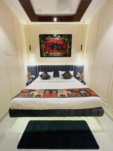 Bedroom Image of 2400 Sq.ft 2 BHK Independent House for rent in Gomti Nagar Lucknow for Rs. 36000