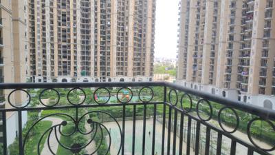 Image of 1261 Sq.ft 3 BHK Apartment / Flat for sale in Prateek Grand Carnesia, Siddharth Vihar, Ghaziabad for Rs. 15350000