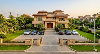 Image of 18000 Sq.ft 8 BHK Independent House for sale in Sector 8, Chandigarh for Rs. 1100000000