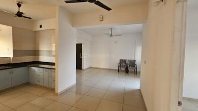 Kitchen Image of 1100 Sq.ft 3 BHK Apartment / Flat for rent in Atladara Vadodara for Rs. 15000