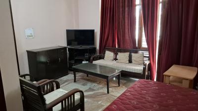 Living Room Image of 1300 Sq.ft 2 BHK Builder Floor for rent in Sector 55 Gurgaon for Rs. 40000