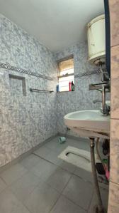 Image of 1250 Sq.ft 2 BHK Apartment / Flat for rent in DDA Sector Pocket B C, Vasant Kunj, New Delhi for Rs. 56000