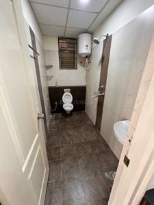 Bathroom Image of 850 Sq.ft 2 BHK Apartment / Flat for rent in Saritha Elan, Marathahalli Bengaluru for Rs. 45000