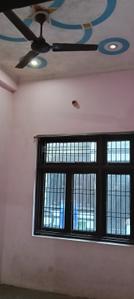 Bedroom Image of 540 Sq.ft 2 BHK Independent House for rent in Mukundpur New Delhi for Rs. 6000