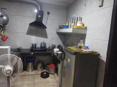 Kitchen Image of 500 Sq.ft 2 BHK Independent House for rent in Madhu Vihar New Delhi for Rs. 9000