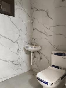 Common Bathroom Image of 900 Sq.ft 2 BHK Apartment / Flat for sale in Krishna Elite Homes, Noida Extension Greater Noida for Rs. 3750000