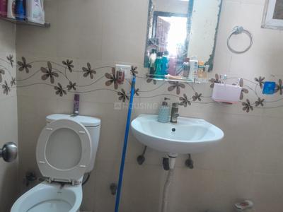 Bathroom Image of 1385 Sq.ft 3 BHK Apartment / Flat for sale in Prateek Laurel, Sector 120 Noida for Rs. 16500000