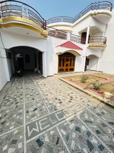 Image of 3500 Sq.ft 2.5 BHK Independent House for rent in Indira Nagar, Lucknow for Rs. 25000