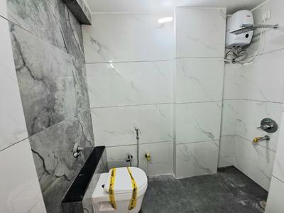 Bathroom Image of 1600 Sq.ft 2 BHK Apartment / Flat for rent in Khema-Ka-Kuwa Jodhpur for Rs. 15000