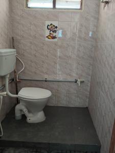 Bathroom Image of 1100 Sq.ft 2 BHK Apartment / Flat for rent in Kodambakkam Chennai for Rs. 28000