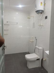 Bathroom Image of 1200 Sq.ft 2 BHK Independent House for rent in Sector 12 Noida for Rs. 25000