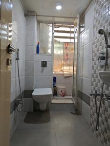 Common Bathroom Image of 1295 Sq.ft 3 BHK Apartment / Flat for sale in Sion Mumbai for Rs. 32500000