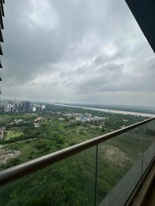 Balcony Image of 3485 Sq.ft 4 BHK Apartment / Flat for rent in Supertech Supernova, Sector 94 Noida for Rs. 130000