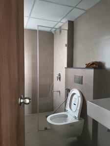Common Bathroom Image of 1176 Sq.ft 3 BHK Apartment / Flat for rent in Runwal The Central Park, Chinchwad Pune for Rs. 46101