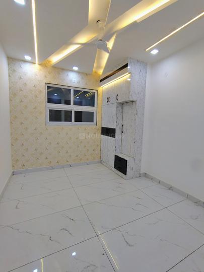 UTTAM NAGAR APARTMENT Main Image 1