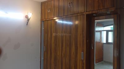 Bedroom Image of 1850 Sq.ft 3 BHK Apartment / Flat for rent in Highland Apartment, Sector 12 Dwarka New Delhi for Rs. 42000