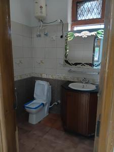 Bathroom Image of 4500 Sq.ft 5 BHK Independent House for sale in Sector 50 Noida for Rs. 62500000