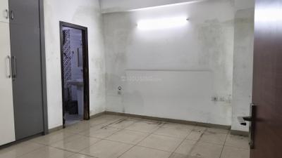 Bedroom Image of 1340 Sq.ft 3 BHK Apartment / Flat for rent in Gulshan Ikebana, Sector 143 Noida for Rs. 32000