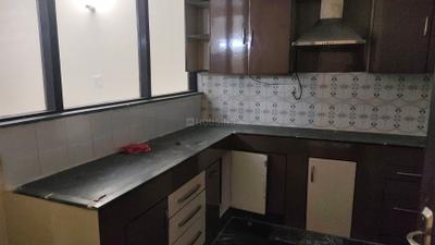 Kitchen Image of 1950 Sq.ft 2 BHK Builder Floor for rent in DLF Phase 1 Gurgaon for Rs. 65000