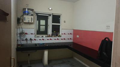 Kitchen Image of 1680 Sq.ft 3 BHK Apartment / Flat for rent in UPAVP Ganga Yamuna And Hindon Enclave, Siddharth Vihar Ghaziabad for Rs. 21000