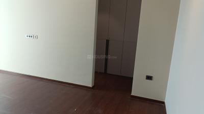 Bedroom Image of 4700 Sq.ft 4 BHK Apartment / Flat for rent in Gulshan Dynasty, Sector 144 Noida for Rs. 249000