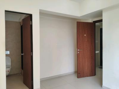 Bedroom Image of 550 Sq.ft 1 BHK Apartment / Flat for rent in Hiranandani Solitaire, Thane West Thane for Rs. 35000