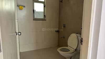 Image of 1850 Sq.ft 3 BHK Apartment / Flat for rent in Adani The Meadows, Shantigram, Ahmedabad for Rs. 33000