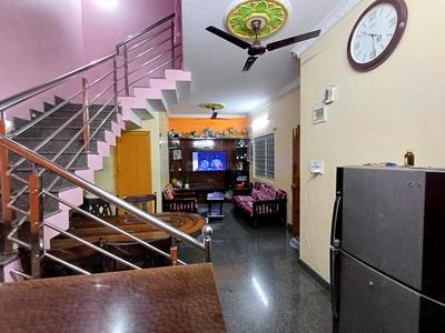Living Room Image of 1800 Sq.ft 3 BHK Independent House for rent in Mahadevapura Bengaluru for Rs. 65000