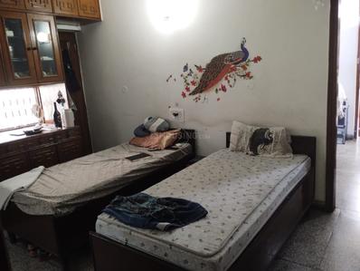 Bedroom Image of 900 Sq.ft 2 BHK Apartment / Flat for sale in Lajpat Nagar New Delhi for Rs. 21000000