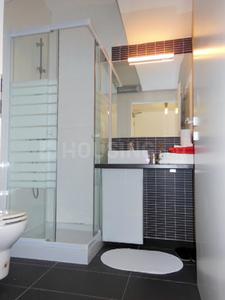 Bathroom Image of 3100 Sq.ft 4 BHK Apartment / Flat for sale in Juhu Mumbai for Rs. 140000000