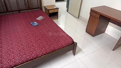 Bedroom Image of 600 Sq.ft 1 BHK Apartment / Flat for rent in Koregaon Park Pune for Rs. 32000