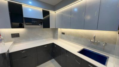 Kitchen Image of 1100 Sq.ft 3 BHK Apartment / Flat for sale in Chhattarpur New Delhi for Rs. 8500000