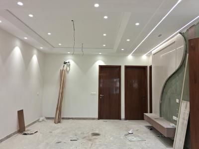 Living Room Image of 1800 Sq.ft 3 BHK Builder Floor for sale in Paschim Vihar New Delhi for Rs. 32500000