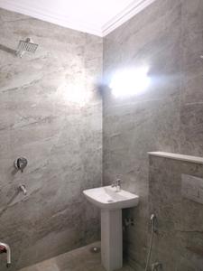 Common Bathroom Image of 1125 Sq.ft 3 BHK Builder Floor for sale in RPS Palm Drive, Sector 88 Faridabad for Rs. 10500000